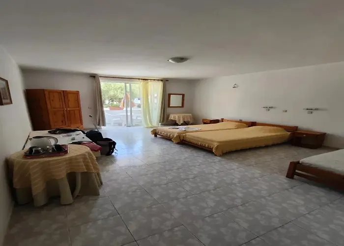 Отель Paras Sun &