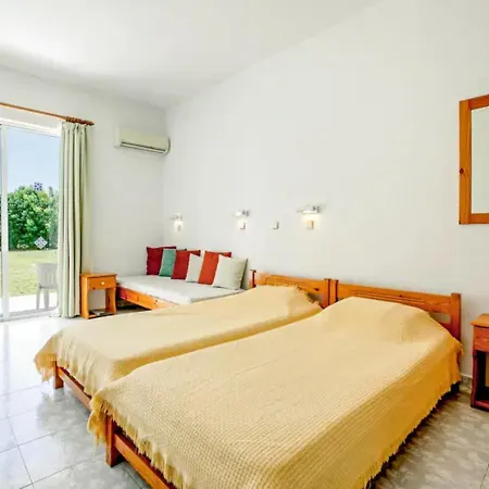 Hotel Paras Sun Hotel & Apartments *