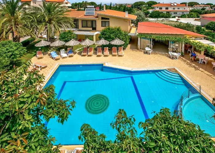 Paras Sun Hotel & Apartments *