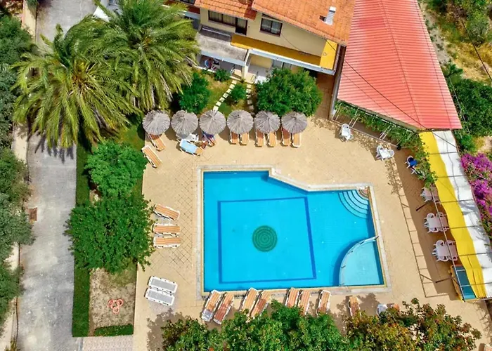 Paras Sun Hotel & Apartments *